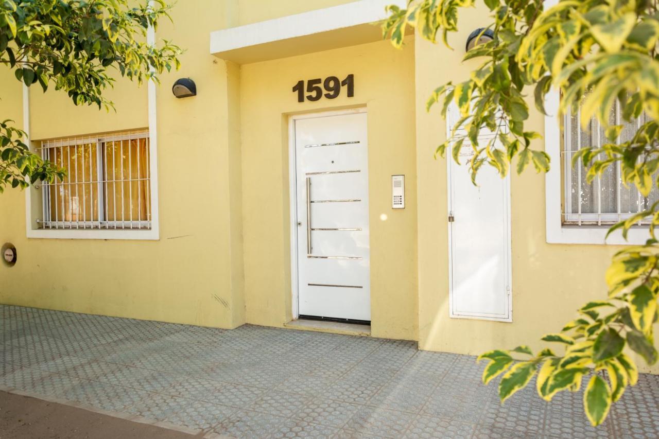 Departamentos Ferrando Lägenhet Santa Rosa  Exteriör bild